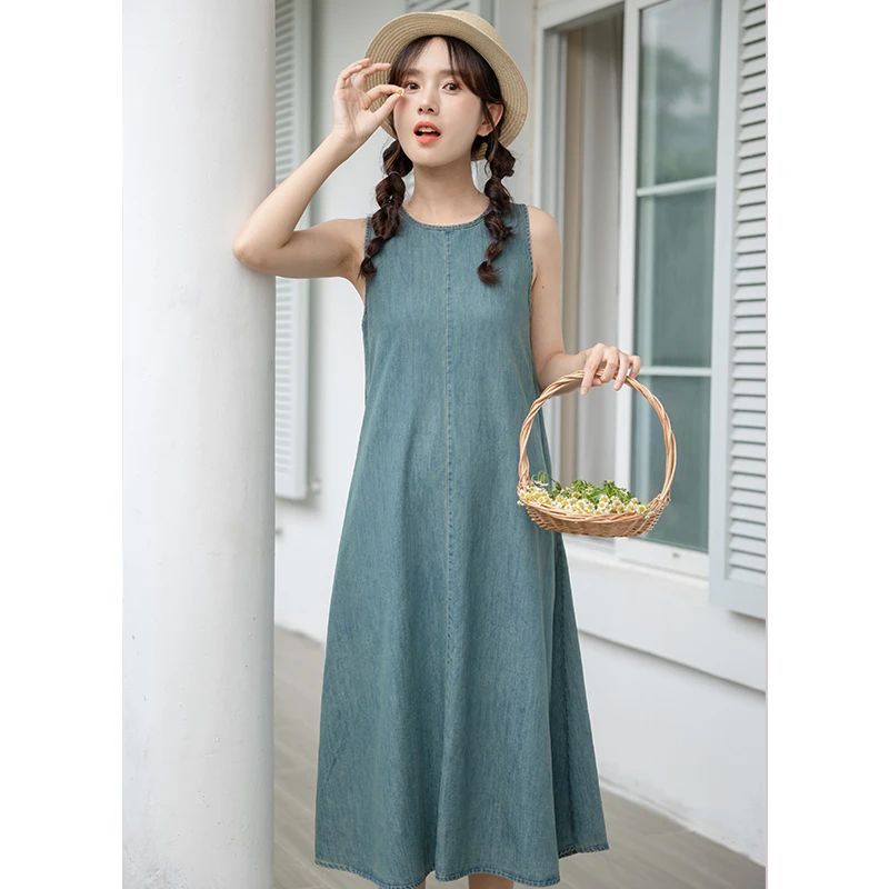 Simple Fashion summer New Loose Korean small sweet cute round neck Sleeveless straight  Distressed denim blue vest dress Z485