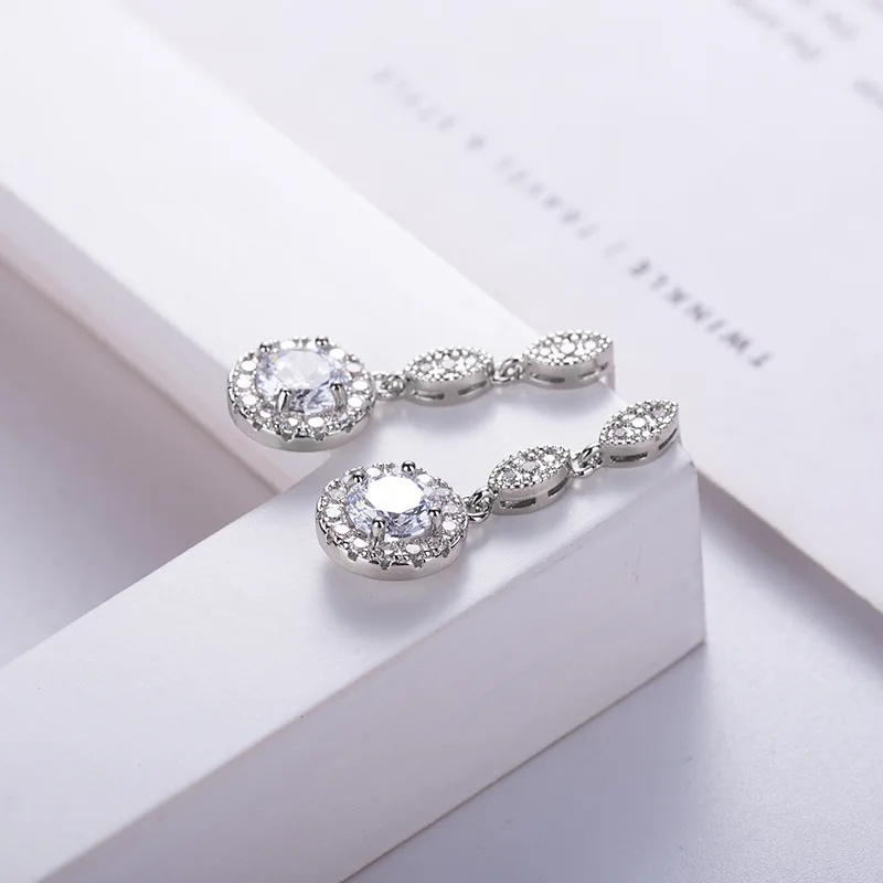 

Court Style Long Diamond Drop Earrings for Women 925 Silver Wedding Elegant Dinner Jewelry Luxury with Box Gifts