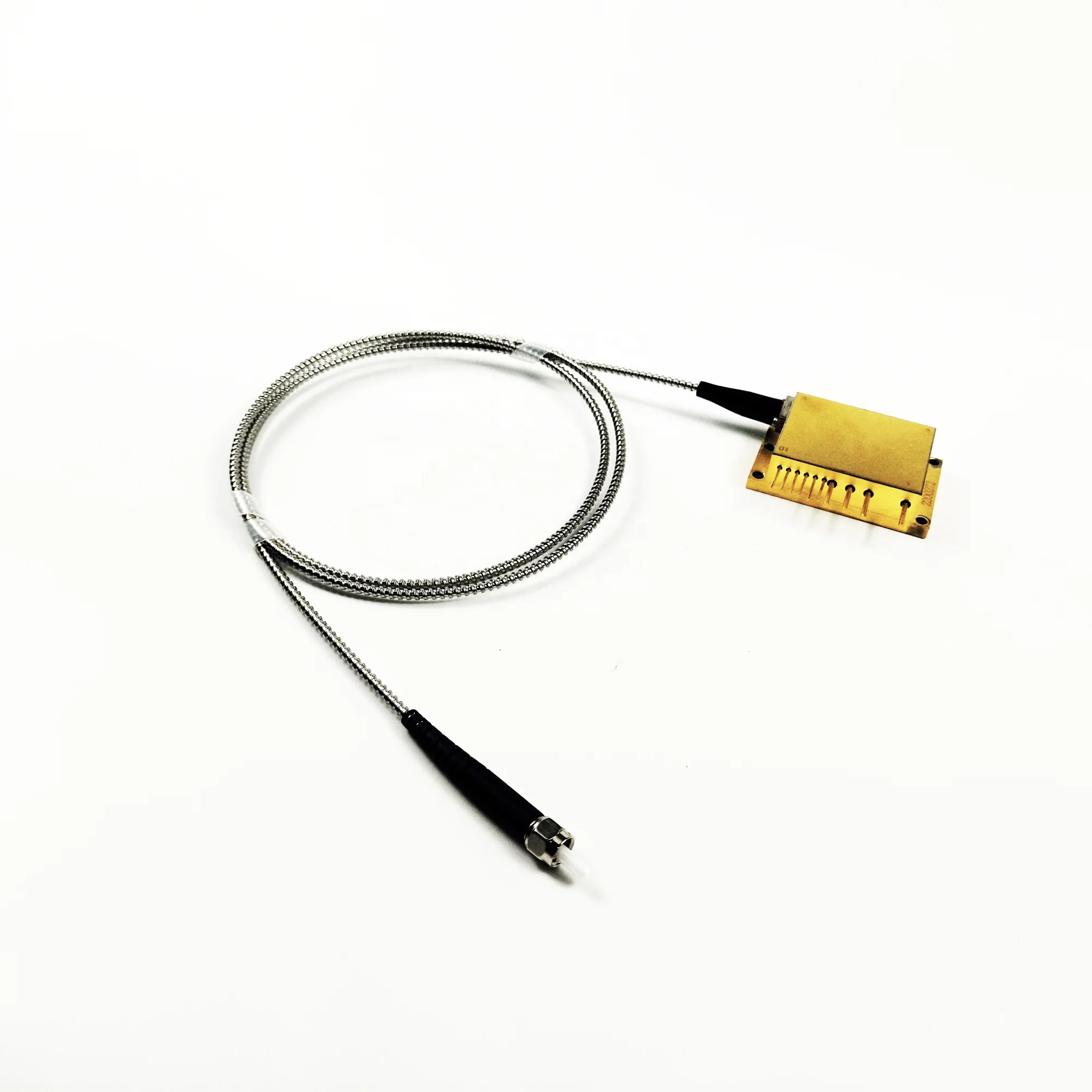 

Высокопроизводительный полупроводниковый модуль с оптоволоконной связью 980 нм, 30 Вт, применение при насосах медицинских исследований