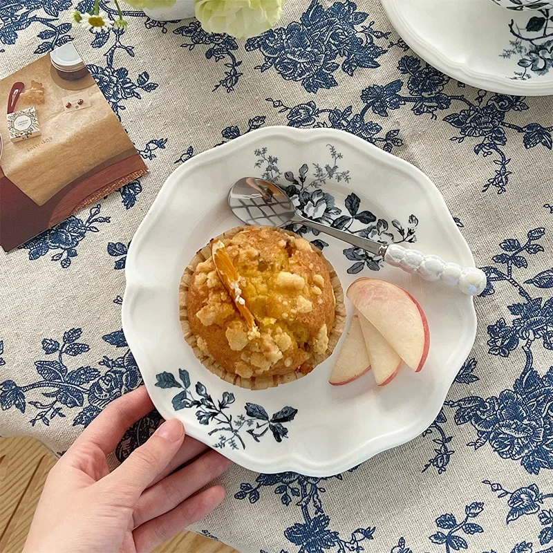 

Antique Hand-Painted Plate Flower Tableware Retro Western Food Exquisite Home Breakfast Dessert Cake Dishes Creative Decoration