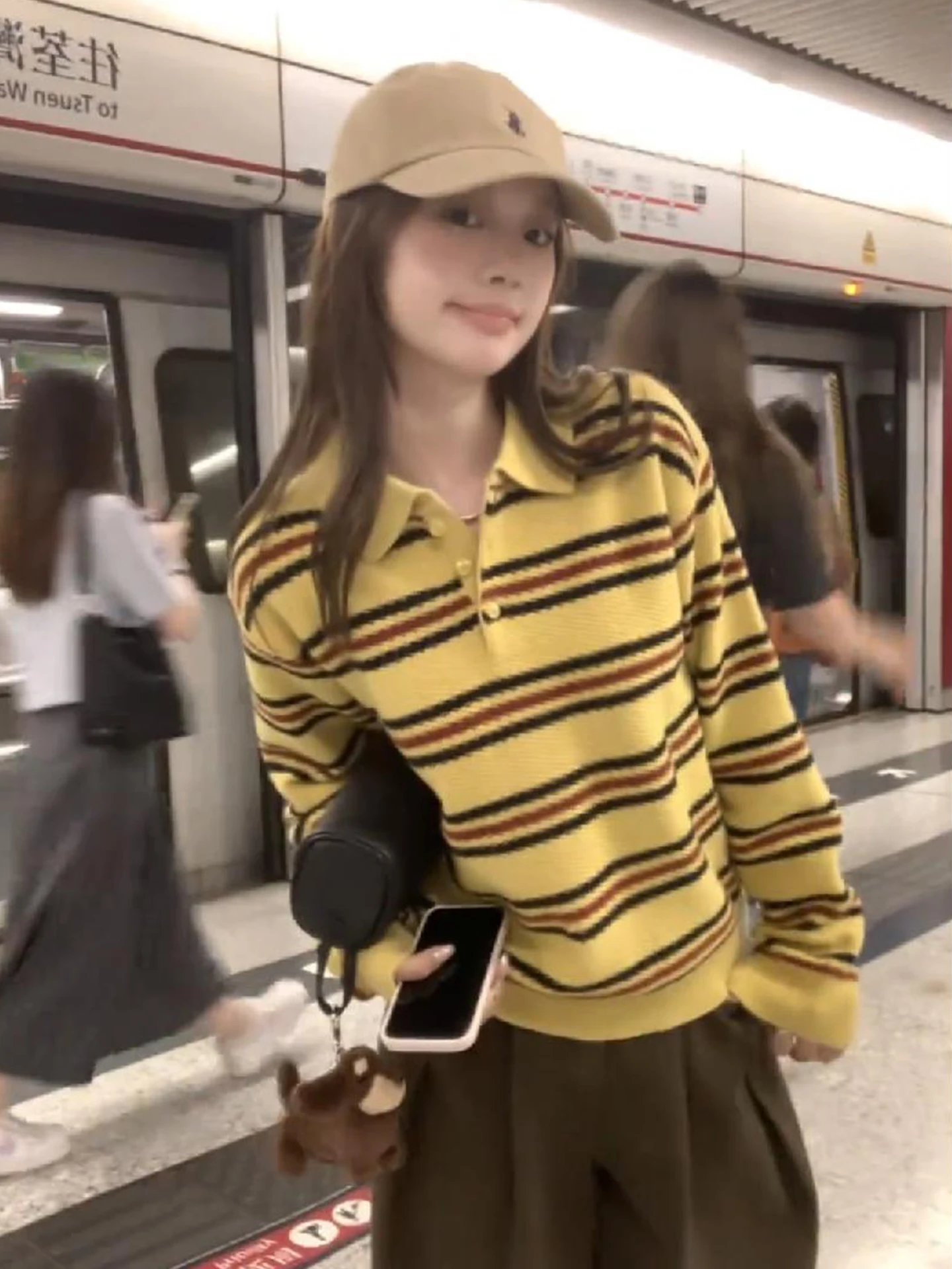 

Korean Sle Women's Knitted irt Striped Ne Loose Fit Long Sve Autumn Winter New Arrival Aosphere Sensation