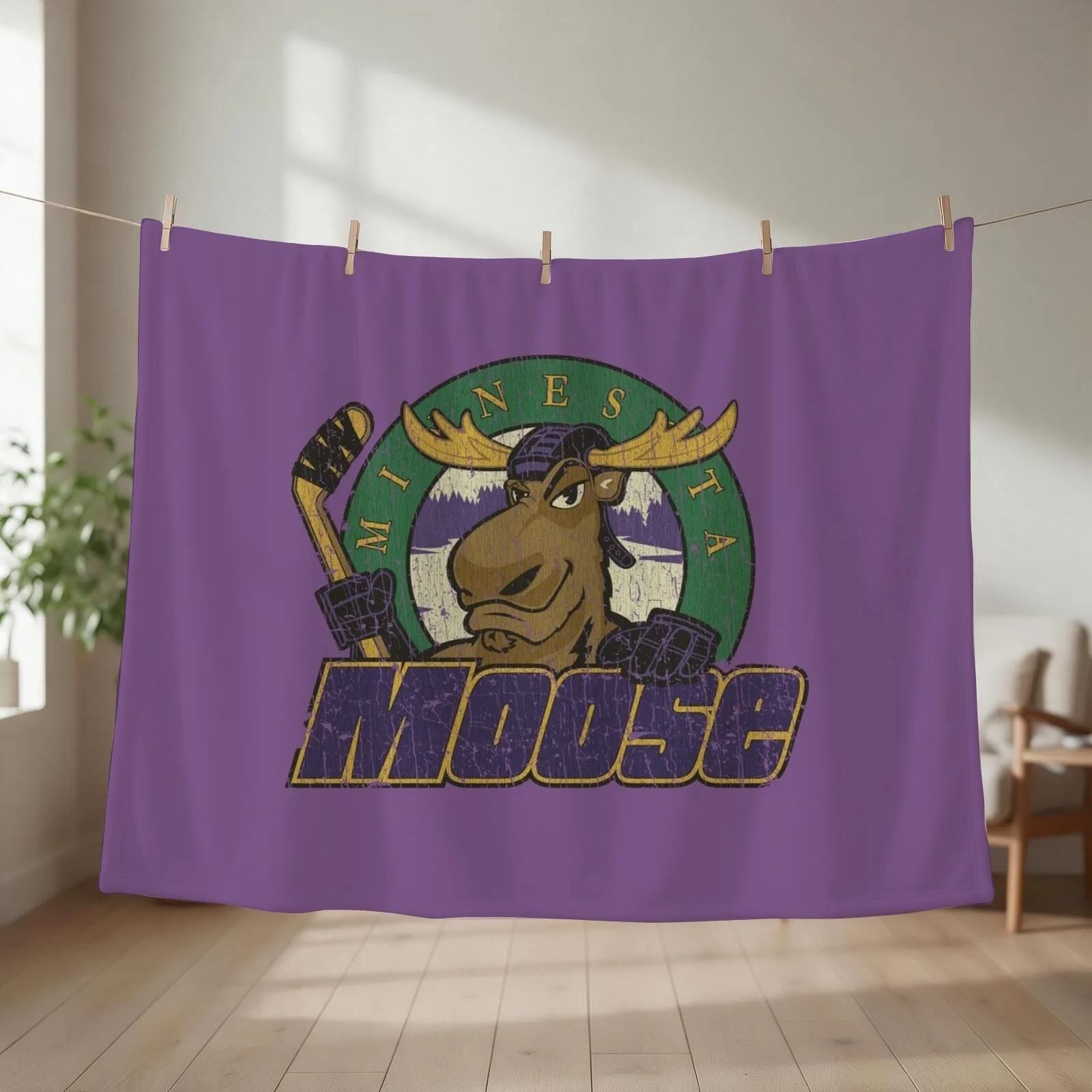 Minnesota Moose 1994 Throw Blanket couch cozy soft plush fuzzy picnic outdoor blanket