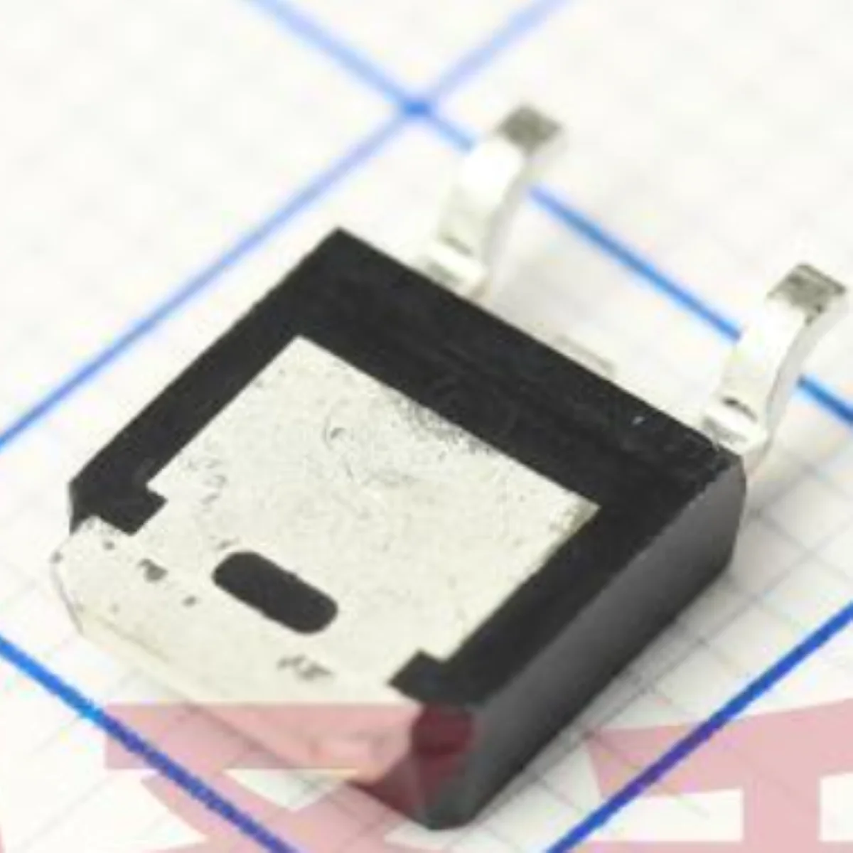 10PCS original 8EWL06FN universal diode independent type 960mV@8A  600V 8A TO-252 DPak VS-8EWL06FNTR-M3 VS-8EWL06FN-M3