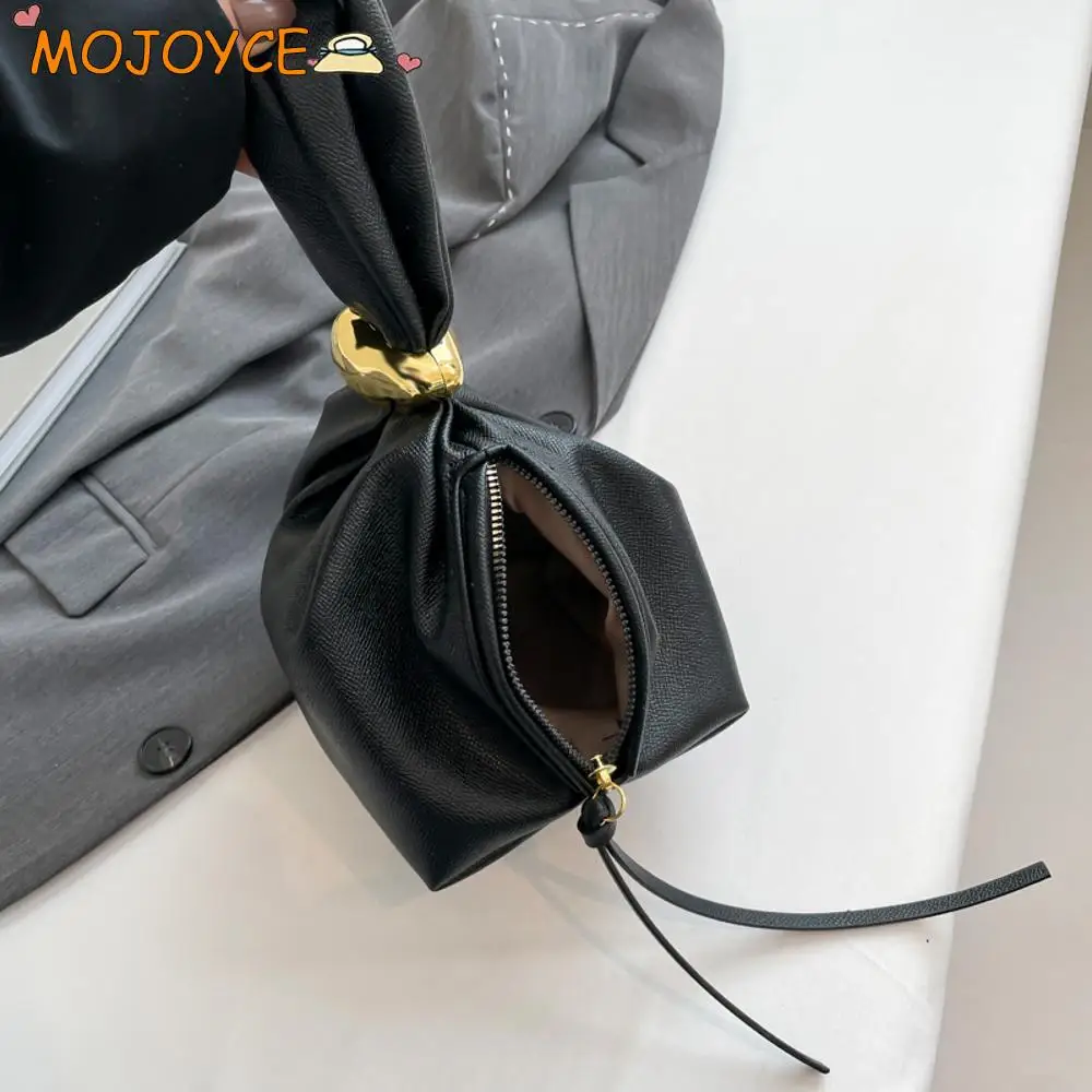 

Retro Clutch Bag PU Leather Handbags Mini Metal Buckle Bucket Pouch Luxury Pleated Evening Bags Women Fashion Top-Handle Bags
