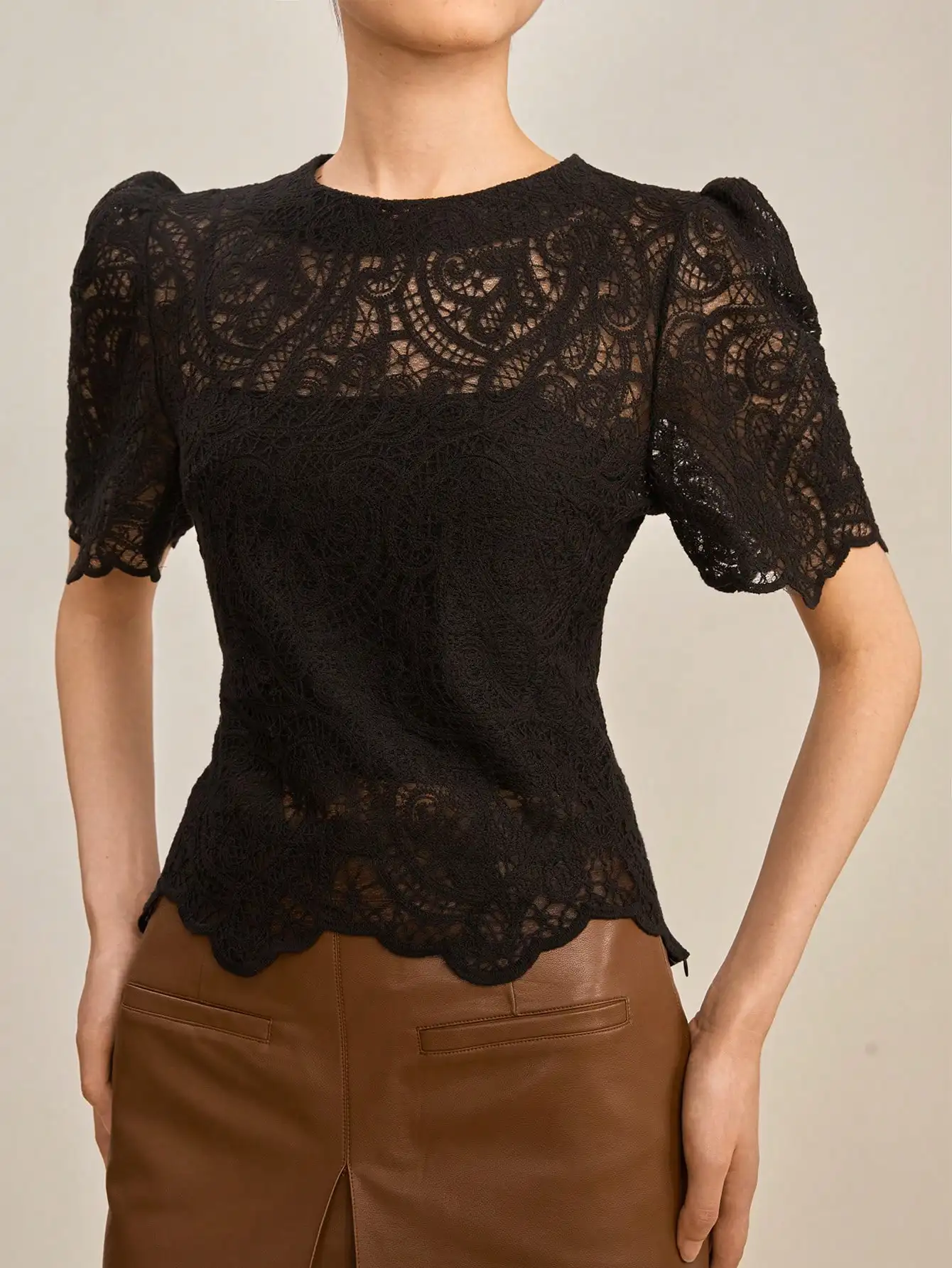 Ael elegante senhoras manga curta topo renda manga bolha oco para fora camiseta moda casual camisa feminina