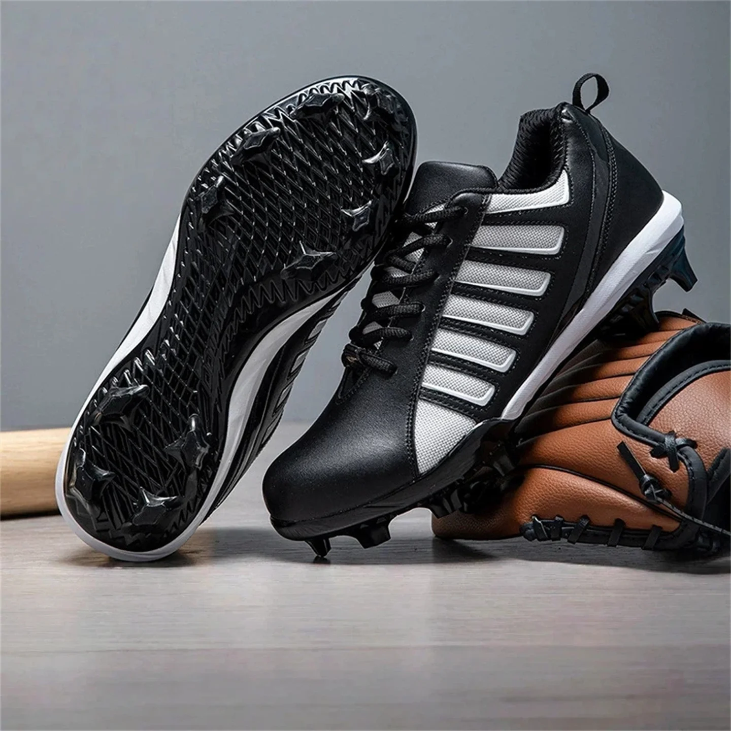 Men's Pro Sneakers Baseball/Softball Shoes - Breathable Design, 3D Rubber Spikes, Anti-Slip & Durable Outsole for Training