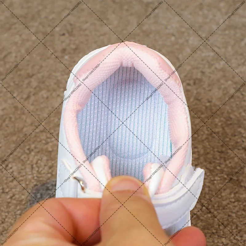 Lilo dan Stitch Sepatu Kasual Lucu Anak Laki-laki Perempuan Sepatu Papan Cetak Pola Anime Kartun Sepatu Fashion Siswa Hadiah Ulang Tahun