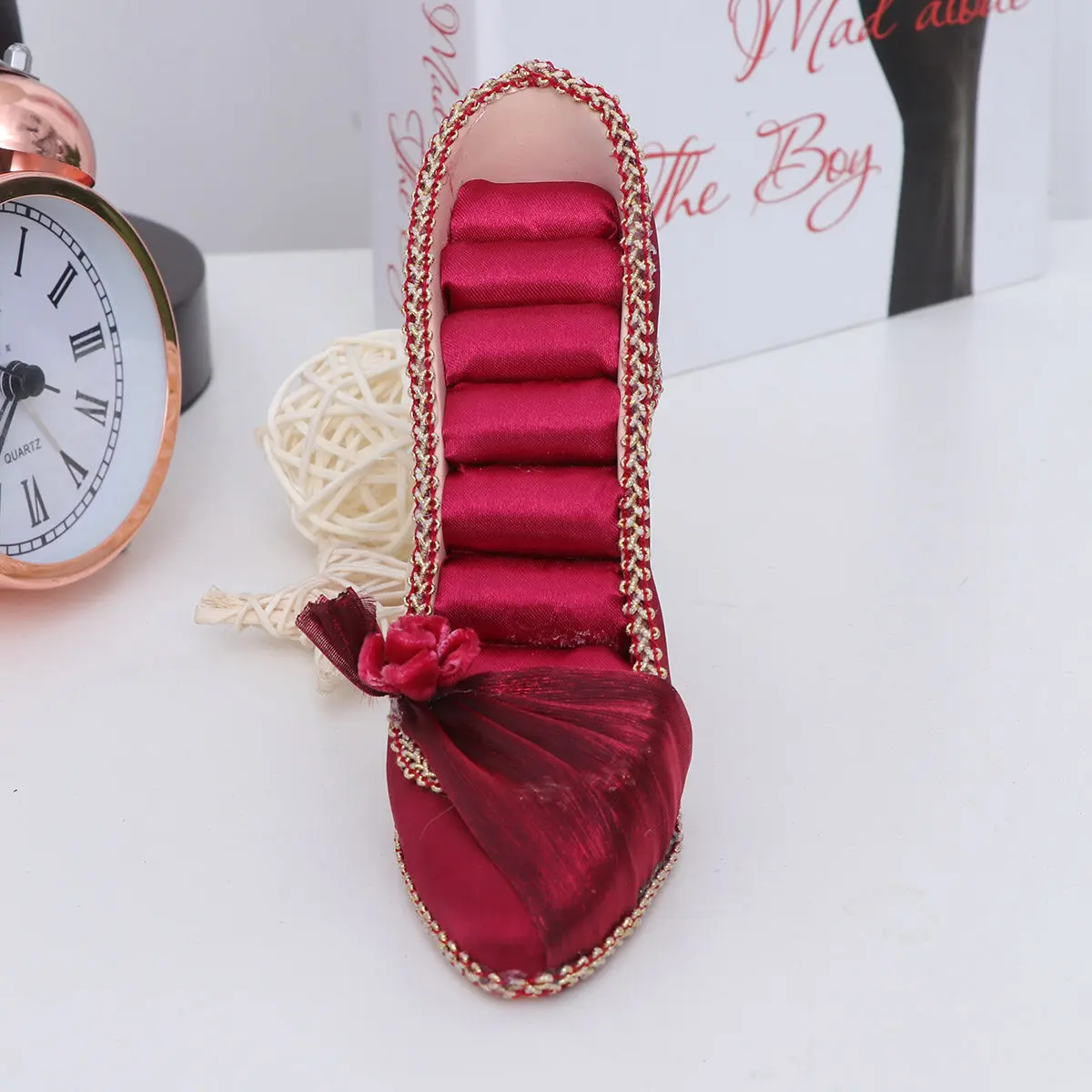 Creative High-Heeled Shoe Shaped Jewelry Organizer Display Stand for Earrings Rings Necklaces with Chic Home Decor Design Wine