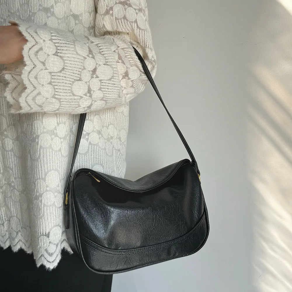 حقيبة يد نسائية عصرية ريترو كتف واحد حقيبة الإبط قطري عبر زلابية حقيبة 2025 محفظة صغيرة جديدة من جلد البولي يوريثان