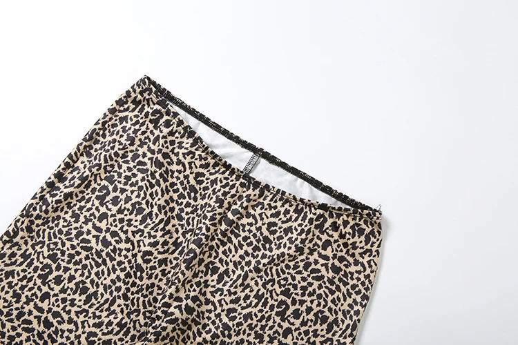 Weird Puss Leopardenmuster 2-teiliges Set für Damen, einreihig, O-Ausschnitt, langärmeliges Crop-Top + elastische Taille, eng anliegendes kurzes Street-Anzug-Set – Detail 10