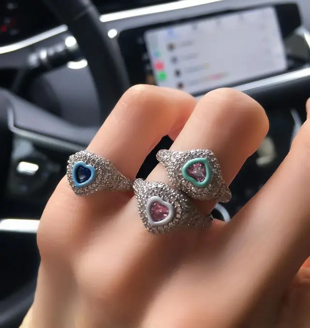 Pink Blue CZ Heart Stones Enamel Rings Luxury Bling Iced Out Zirconia Ring for Women Silver Color Fashion Jewelry for Party