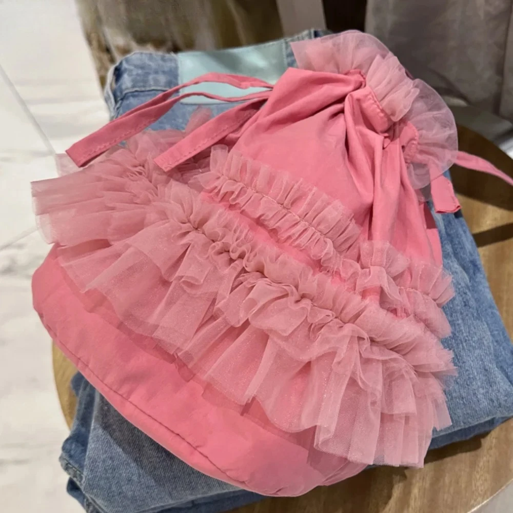 

Нишевая оригинальная милая розовая сумка-мешок в стиле Лолиты, сетчатая милая универсальная сумка с рюшами по краям, маленькая сумка-мессенджер, повседневная женская сумка