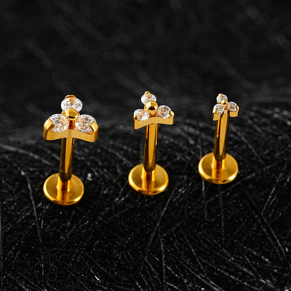 Right Grand ASTM F136 Titanium Tiny Trinity CZ Labret Stud 16G 2.5/3.5/4.5mm Triple CZ Flower Cartilage Earring Helix Tragus Stud Nose Lip Medusa Earlobe Piercing Jewelry