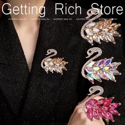 Elegant Rhinestone Swan Brooches Zircon Corsage Animal Shaped Lapel Pins Women Wedding Clothing Scarf Accessories Jewelry Gifts