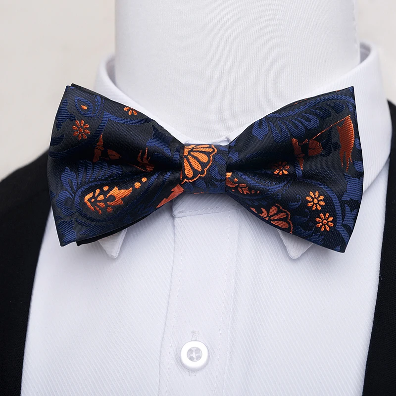 แฟชั่นผ้าไหม Bow Tie Dark Blue Man Dot งานแต่งงานอุปกรณ์เสริม Lover 'S Day Fit อย่างเป็นทางการ