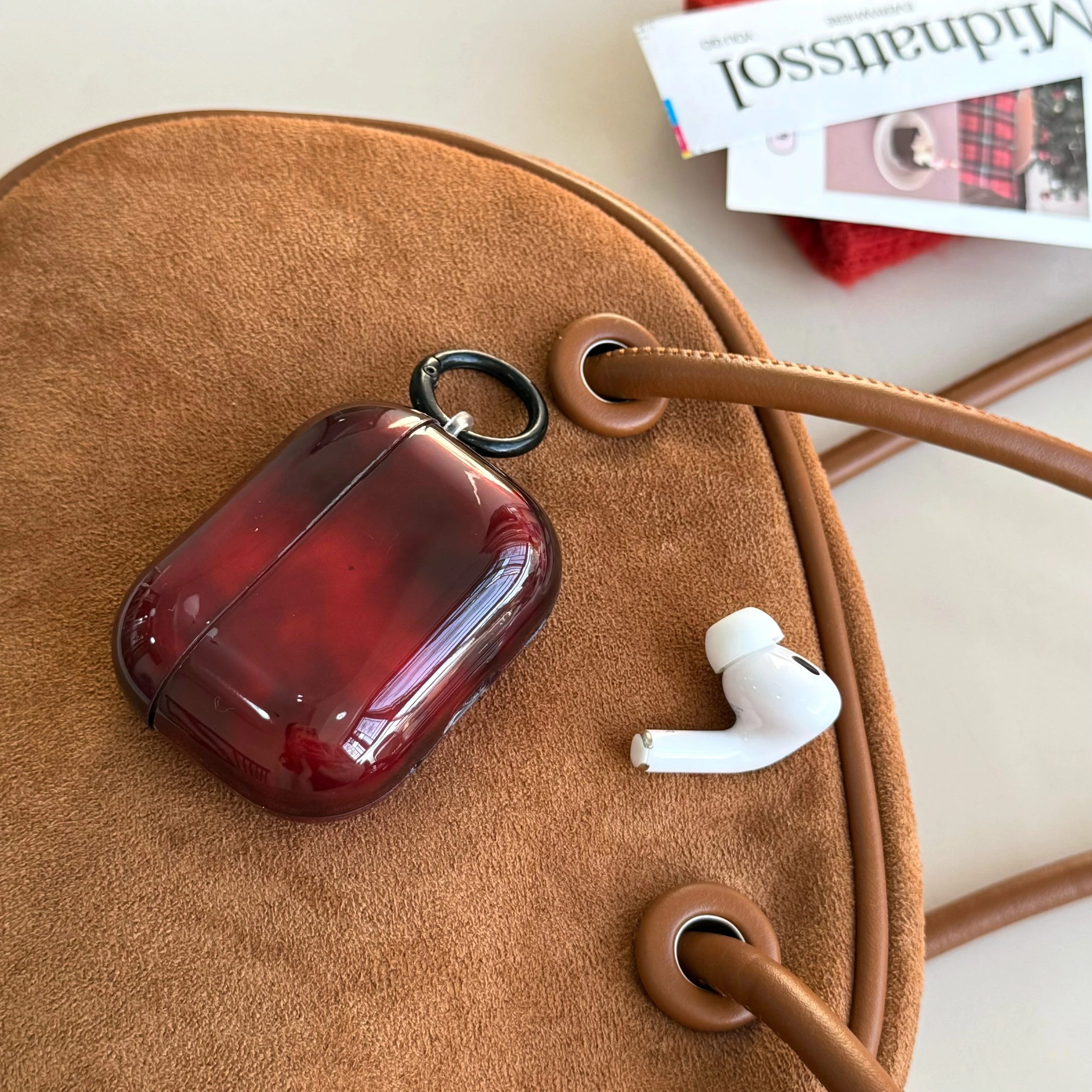 حافظة سماعة أذن IMD Red smudge لأجهزة Apple Airpods 2، Airpods 3، Airpods 4، Airpods Pro 2 #3