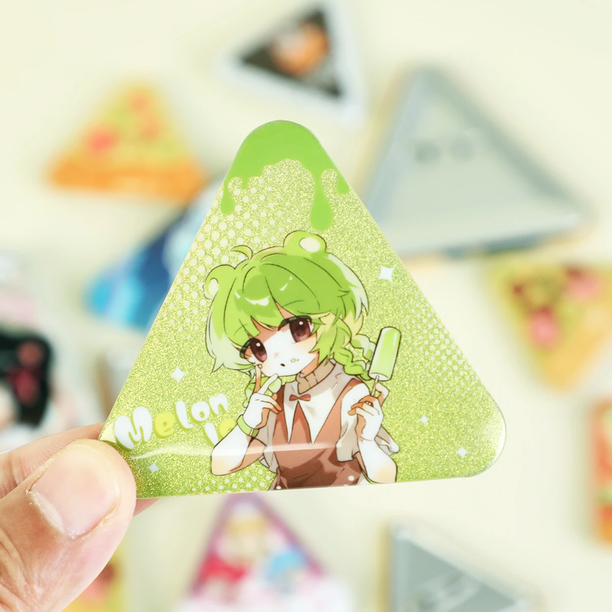 Custom Triangle Glitter Button Pins Holographic Pins Photo Text and Graphic Personalized Tinplate Pins Badges Gifts for Kid
