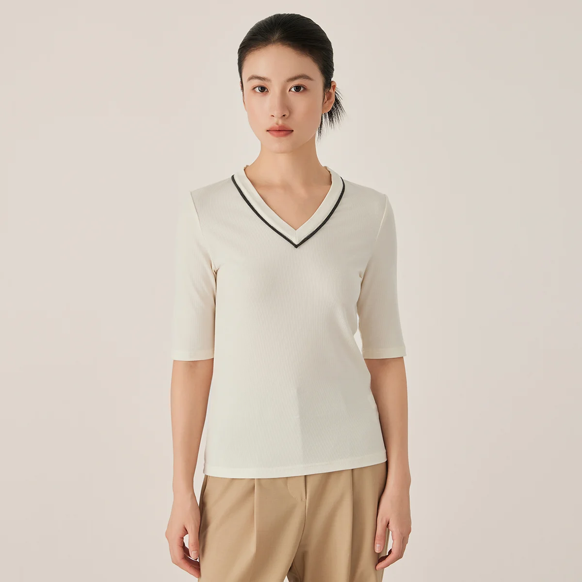 

KL7523408 Женский топ из смешанной ткани в рубчик с v-образным вырезом и рукавами 3/4, осенняя одежда с контрастной отделкой