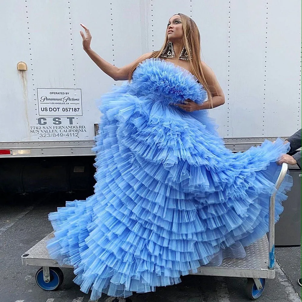 Azul inchado sem alças vestidos de aniversário feminino em camadas longo tutu tule sexy meninas vestido de festa de noiva inchado chique meninas vestidos de aniversário