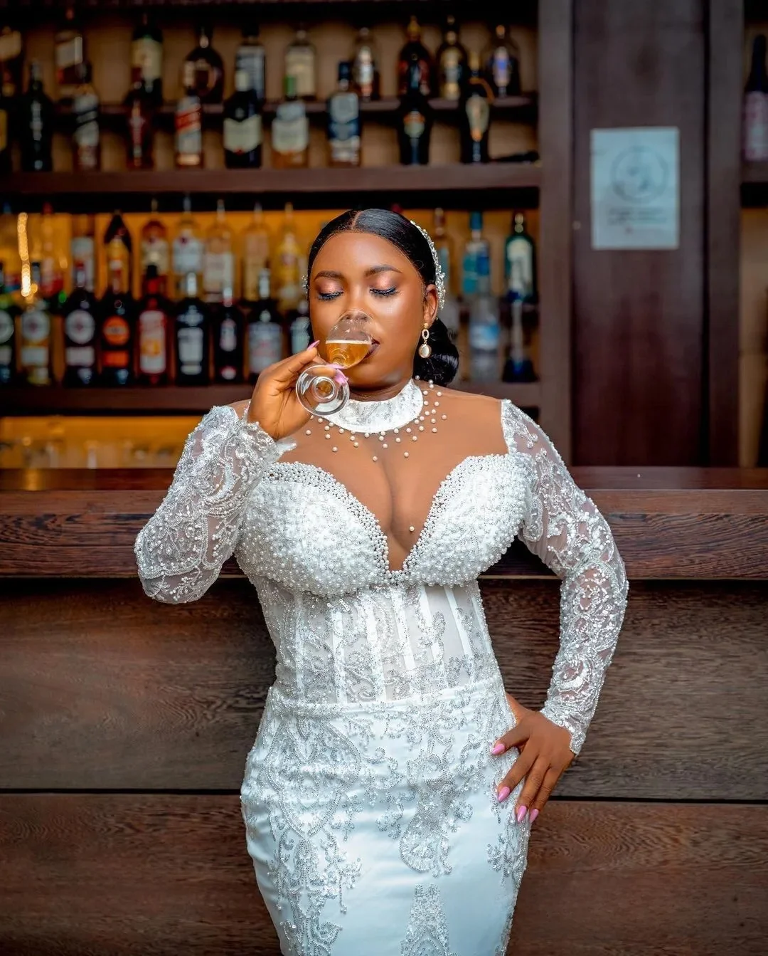 맞춤형 플러스 사이즈 웨딩드레스, 탈부착 가능한 트레인, 머메이드 스타일, 긴 소매, 비즈 레이스 장식 플러스 사이즈 웨딩드레스