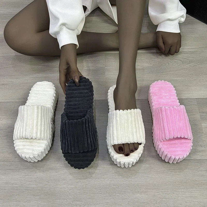 Women's New 2023 Luxury Brand Summer Large Size Thick Soles Plush Fashion Open Toe Home Slippers Zapatos De Mujer Wedges