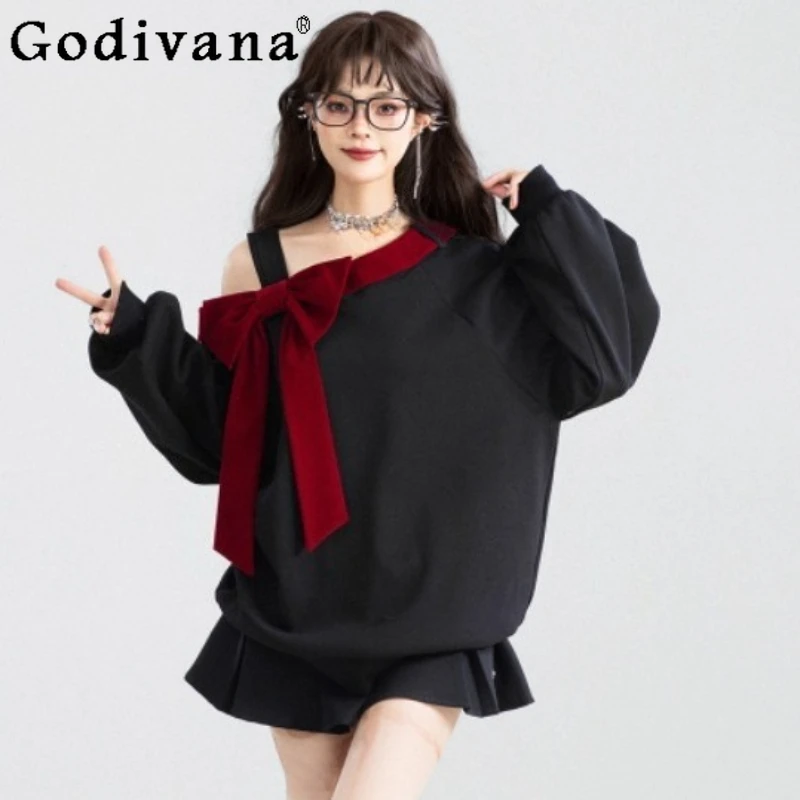 

New Autumn Loose Sweet Bow Girl Thin Slanted Shoulder Sweatershirt Black Fashion Age-reducing Off-the-shoulder Princess Tops