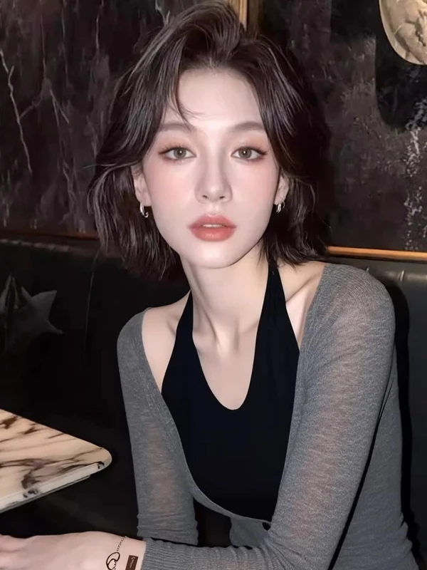 

Autumn Winter Women's Slim Fit Knitted Base Shirt V-Neck Hanging Neck Long Sleeve Beautiful Top Sexy Girl Style Casual Wear