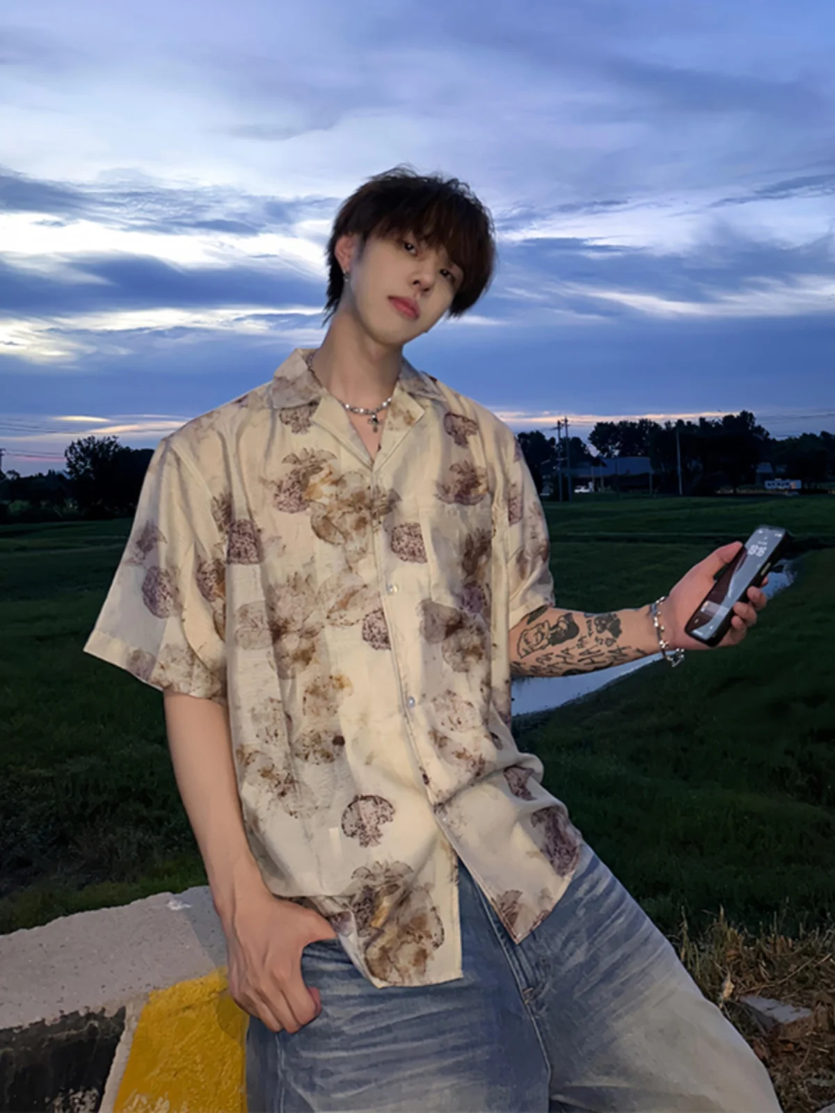 

New 2024 Men's Ice Silk irt Thin Hanging Sensation Cuba Collar ort Sve Summer Faionable Loose Fit Youth ular irt