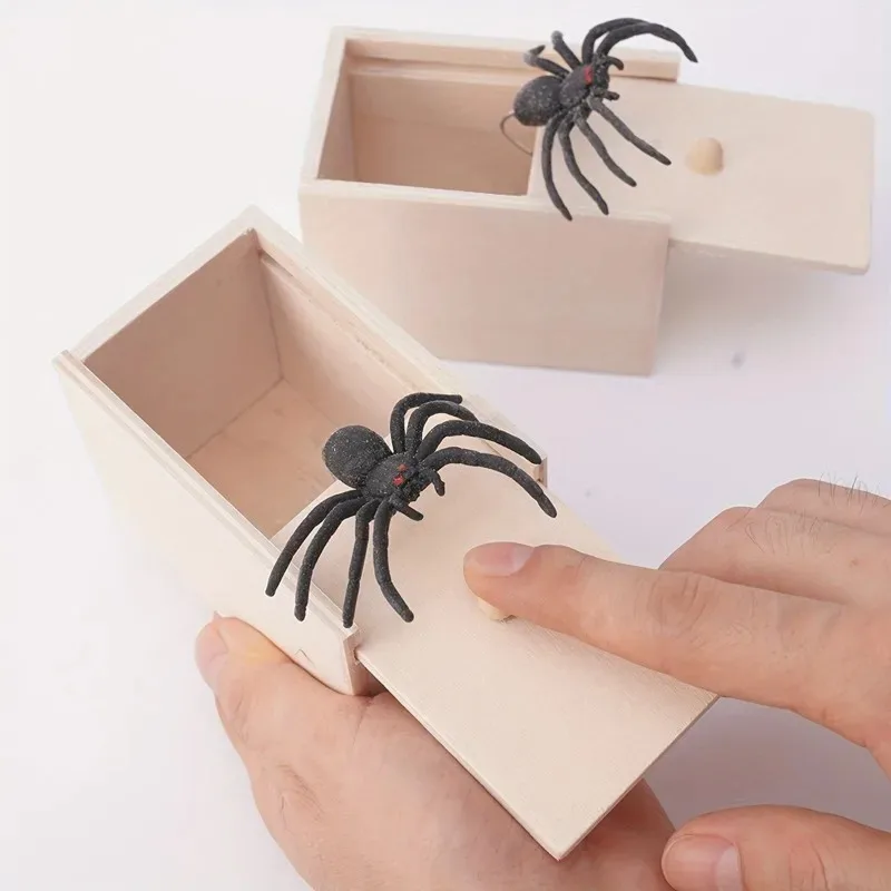

1 piece, Fun Spider prank box - the perfect gift choice for birthday, Christmas, and Easter surprises, no battery required