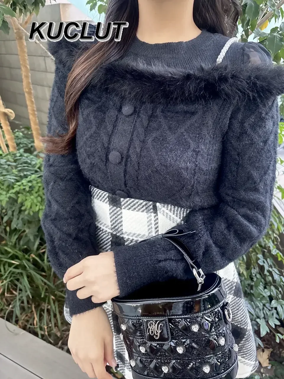 เสื้อสเวตเตอร์ไหมพรมสำหรับผู้หญิง ลายเพชร แขนยาวแบบเปิดไหล่ ทรงสั้นเข้ารูป สไตล์ญี่ปุ่นใหม่ สำหรับฤดูใบไม้ร่วงและฤดูหนาว