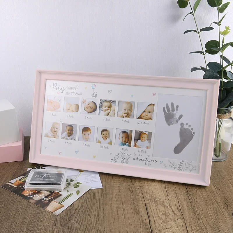 Ylsteed Baby Keepsake กรอบ 0-12 เดือน Milestone ภาพมือเท้าพิมพ์หมึกกรอบรูปของที่ระลึกทารก Growing Memory ของขวัญ