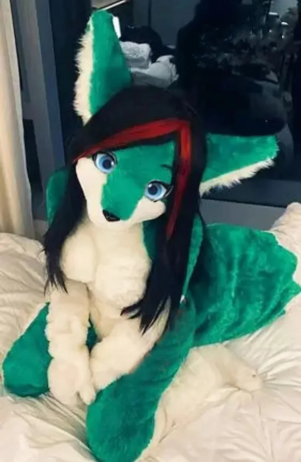 Grün-Weißes Langhaar-Husky-Fursuit Damen Fuchs-Hund Maskottchen-Kostüm Erwachsene Halloween Weihnachten Fancy Party Bühnenauftritt Outfits