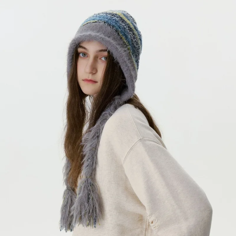 Koreanische Farbblockierte Gestreifte Strickmütze für Herbst und Winter, Warm und Ohrenschützend mit Quasten-Zöpfen, Bombermützen für Damen – Detail 5