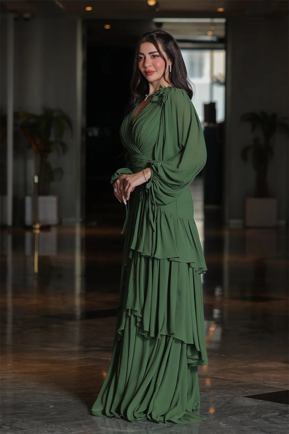 Bella Green Long Sleeve Party Dress V-neck A-line Tiered Ruffle vestidos de fiesta Chiffon Beading Floor-Length 2024فساتين سهرة