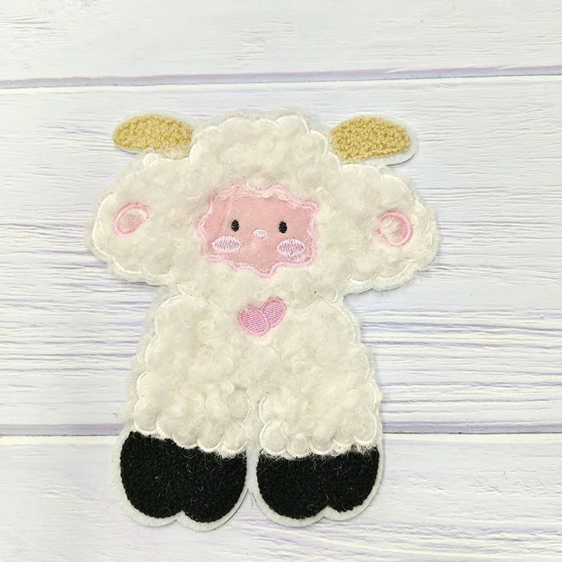 Sanrio Hello Kitty Patch zum Aufbügeln, bestickt, für Kleidung, Cartoon-Anime-Patches für Kinderkleidung, Applikationen, Aufkleber