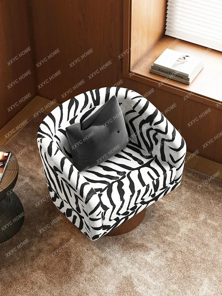 A  Medieval style beauty salon rotating sofa chair creative retro homestay single sofa leisure chair