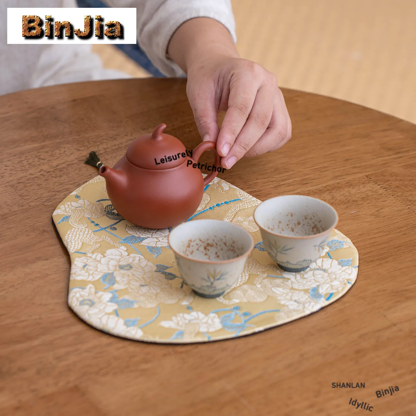 Brocade Gourd Double-sided Tea Table Mats Handmade Tea Tray Napkin Cloth Drink Coaster Dinner Table Cloth Mat Tea Ceremony Craft view 4