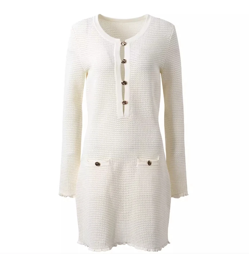 

Women's white knitted dress with long sleeves, slim fit and pockets, elegant party mini dress