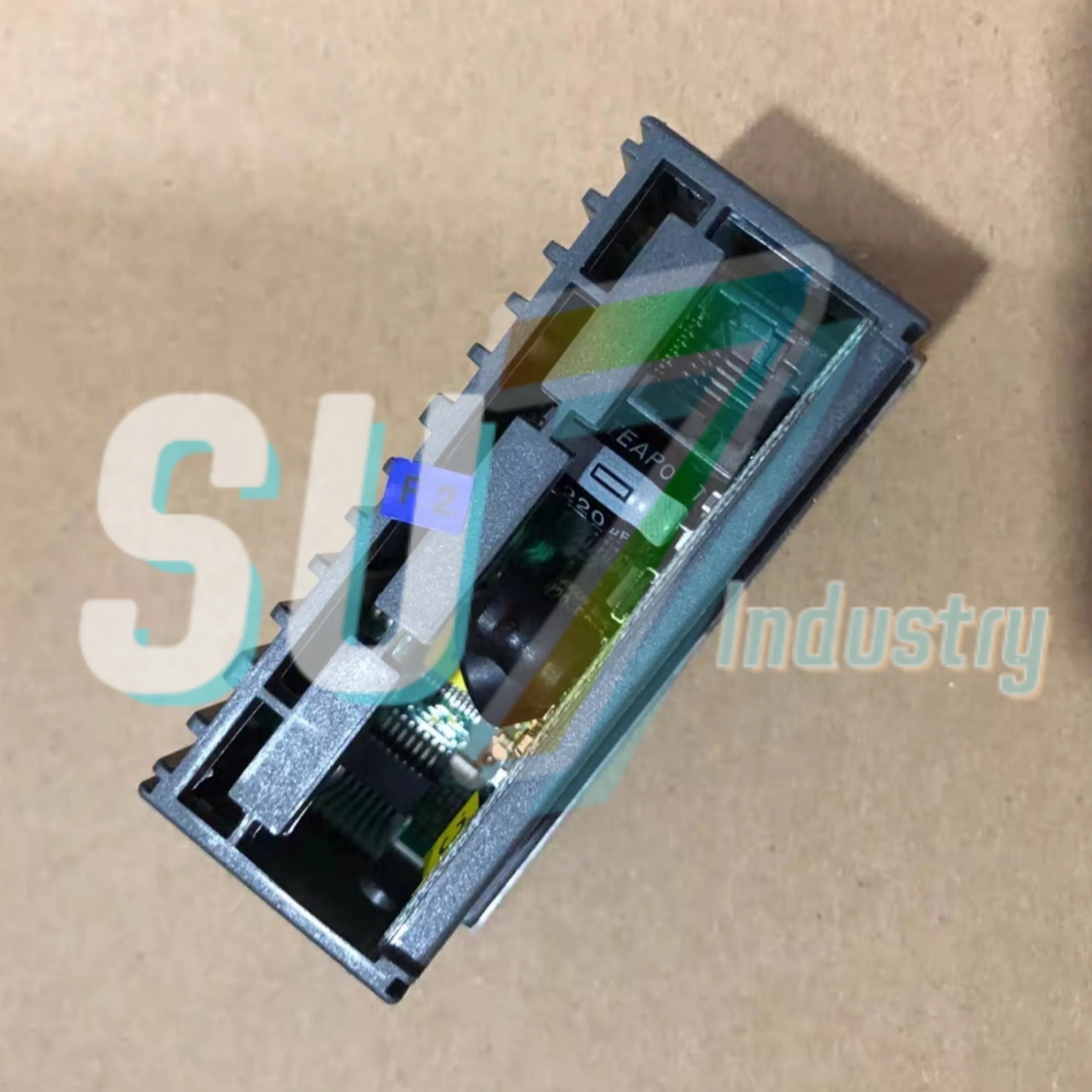 PLD00LF400 PLD01GFP00 Temperature controller New In Box