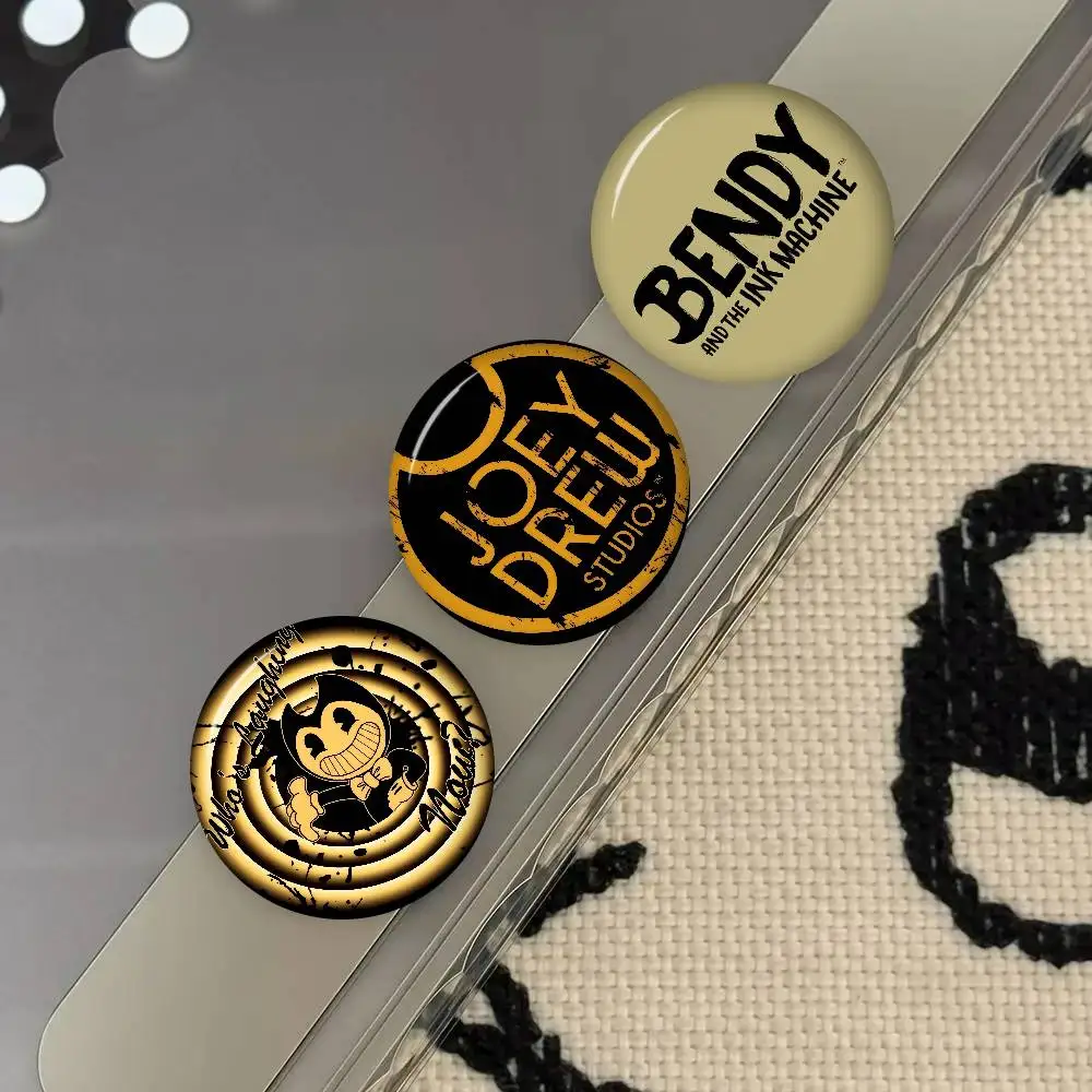 Game B-Bendy and the Ink M-Machines   Pins Funny Round Snap-in Brooch Badge Backpack Hat Accessories Jewelry Gifts for Friend