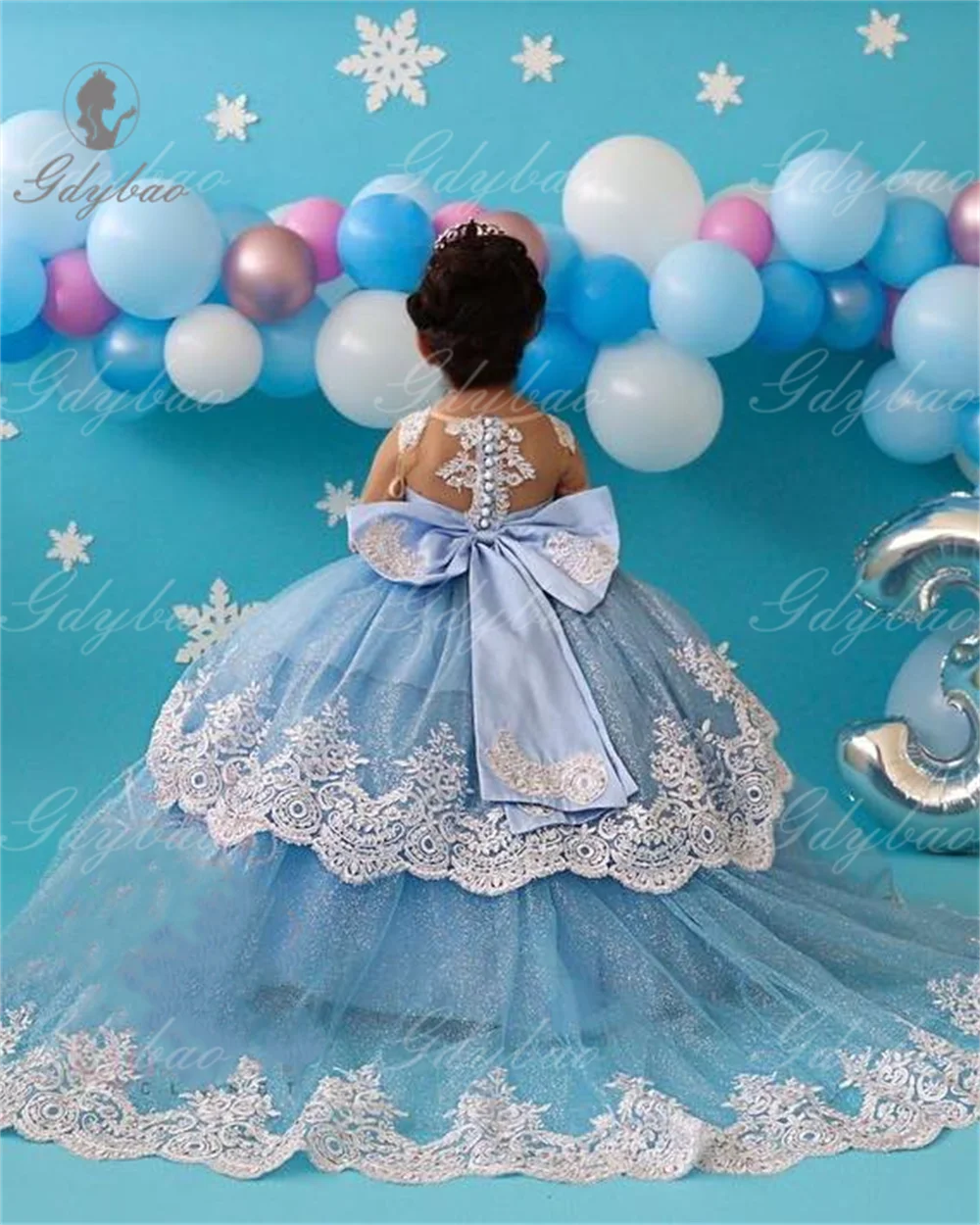 Long Sleeved White Lace Applique Young Girls Dresses Fluffy Trailing First Communion Dress for Princesses kids Birthday Dance