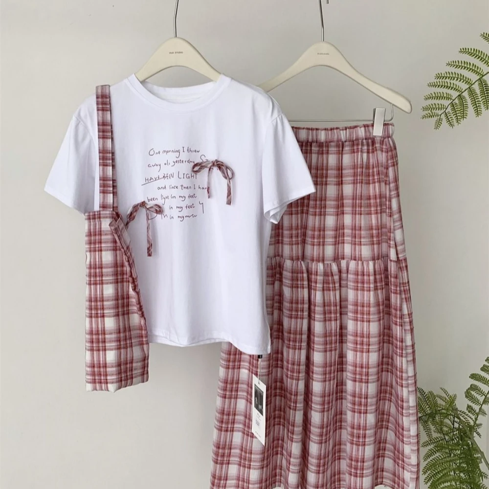 Korean simple small fresh bow plaid set loose versatile short-sleeved T-shirt + plaid skirt with bag