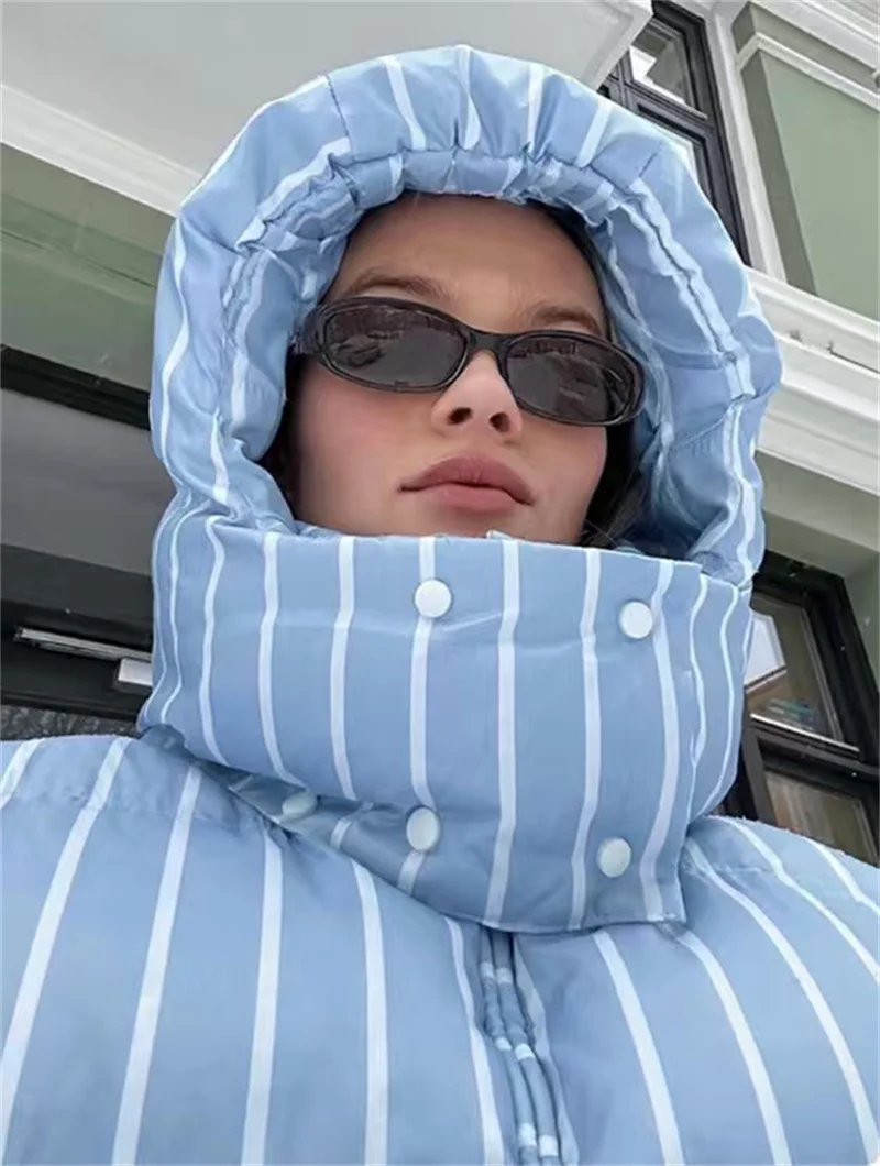 Damenjacke, europäischer und amerikanischer lockerer gestreifter Puffermantel mit Kapuze, Baumwollkleidung, modische, lässige Damenbekleidung für den Herbst