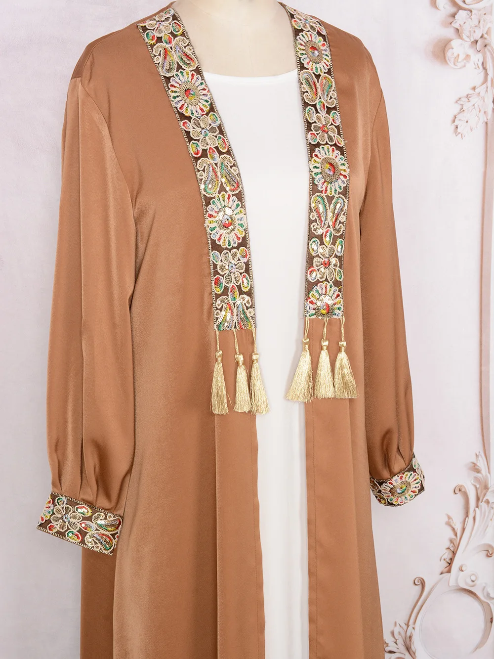 Modesto Abaya Ramadán Dubai bata mujer Musulmane musulmán cárdigan de dos piezas borla colgante bata Marocain Cardigan MT318