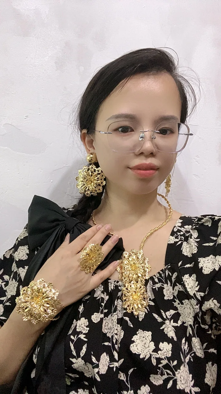 New Chunky Vintage Gold Floral Hollow Out Jewelry Set Statement Hot Earrings Necklace Ring Bracelet for Women Wedding Party Gift