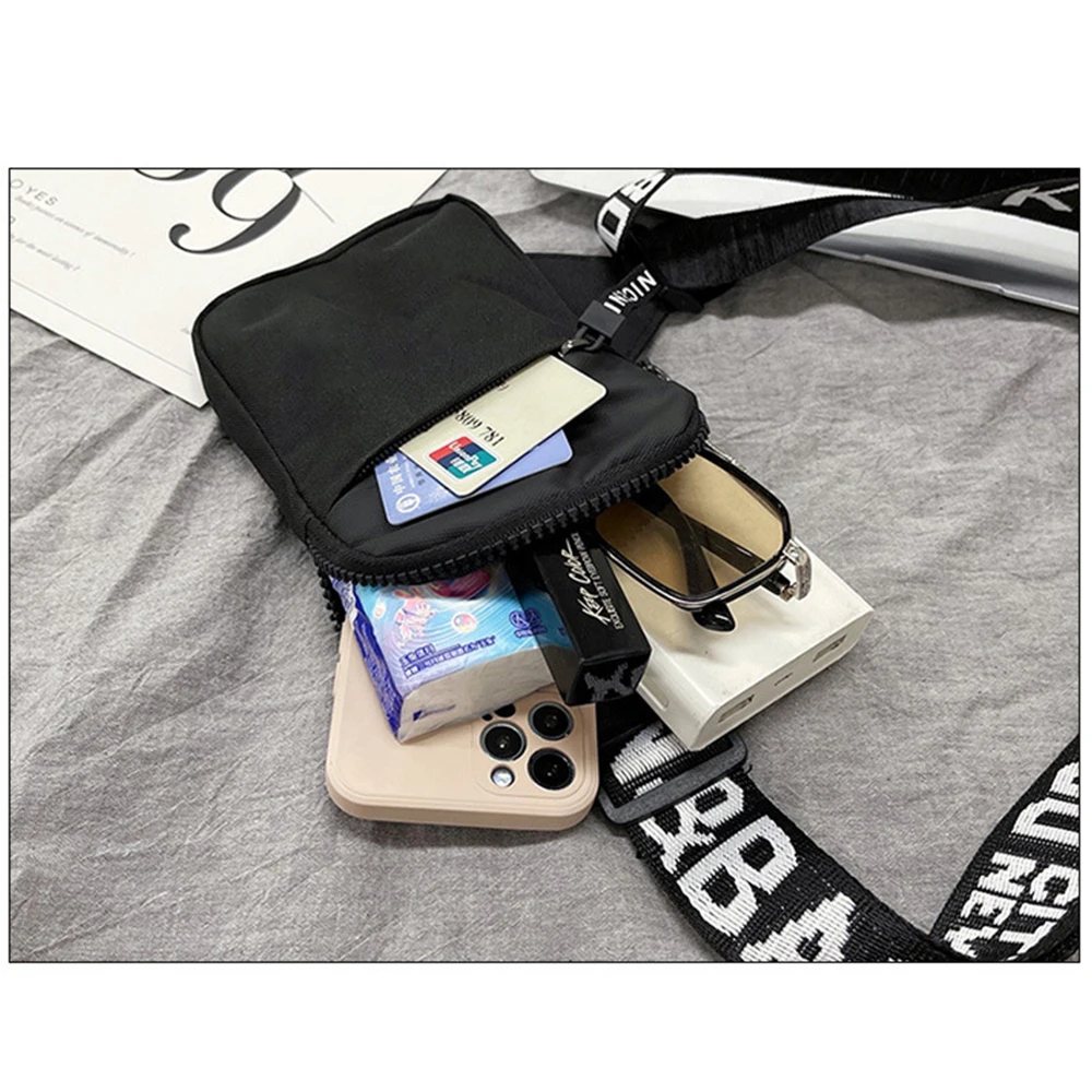 ファイブナイツアットフレディーズ メンズ チェストパック 文字A-Z ボーイズ クロスボディバッグ アニメゲーム トラベル ショルダーバッグ アウトドア ランニング スマホポーチ