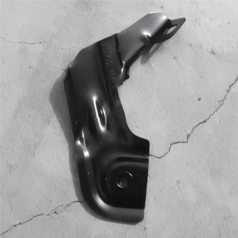 

1 пара передних боковых кронштейнов для крепления крыльев, кронштейн 41215A37B56 для BMW G70 2022-2024