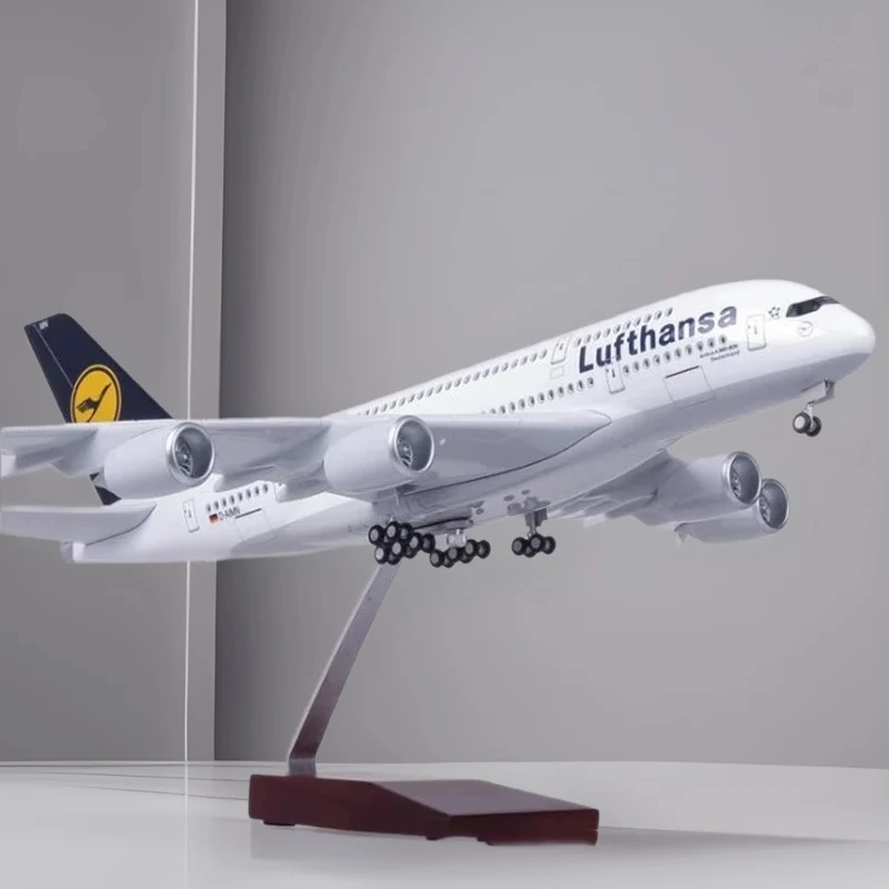 

Flight Model Resin Airplane Working Lights 1/160 Scale 46cm Aircraft 380 A380 Lufthansa Toy Plane Model Aviation With LED Lights