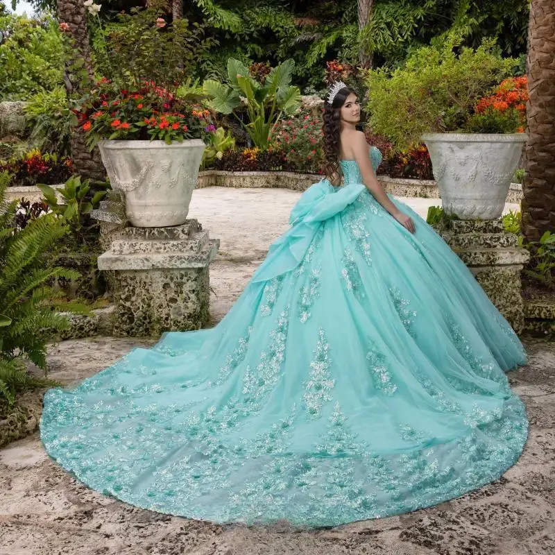 Vestidos de baile con apliques de lujo personalizados, vestidos de quinceañera para niñas, apliques de corazón con lazo, bata de quinceañera con cordones