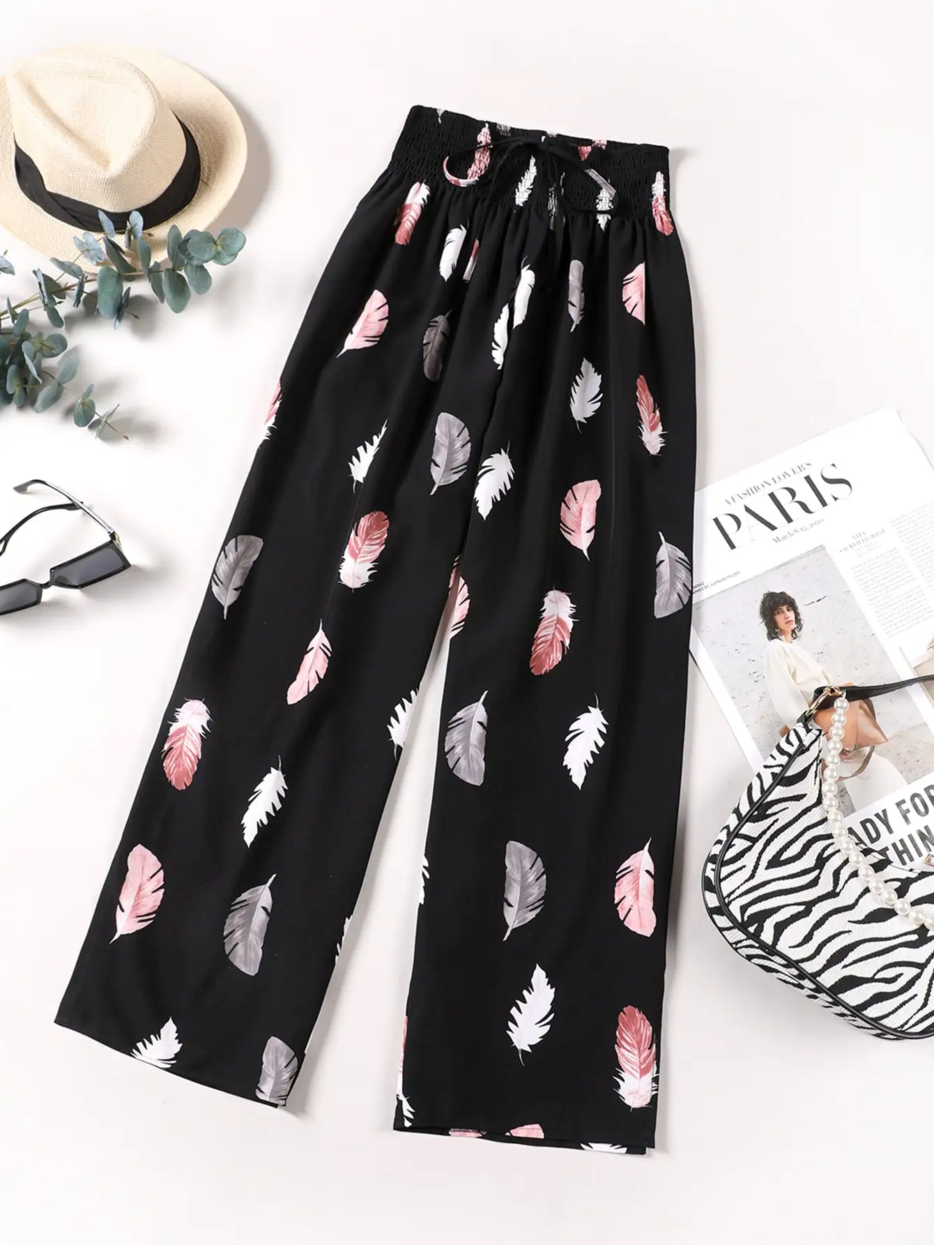 

Women's Plus Size Feather Print Wide Leg Pants, Casual Elastic Waist Palazzo Trousers, Loose Drawstring Black Pants For Ladies